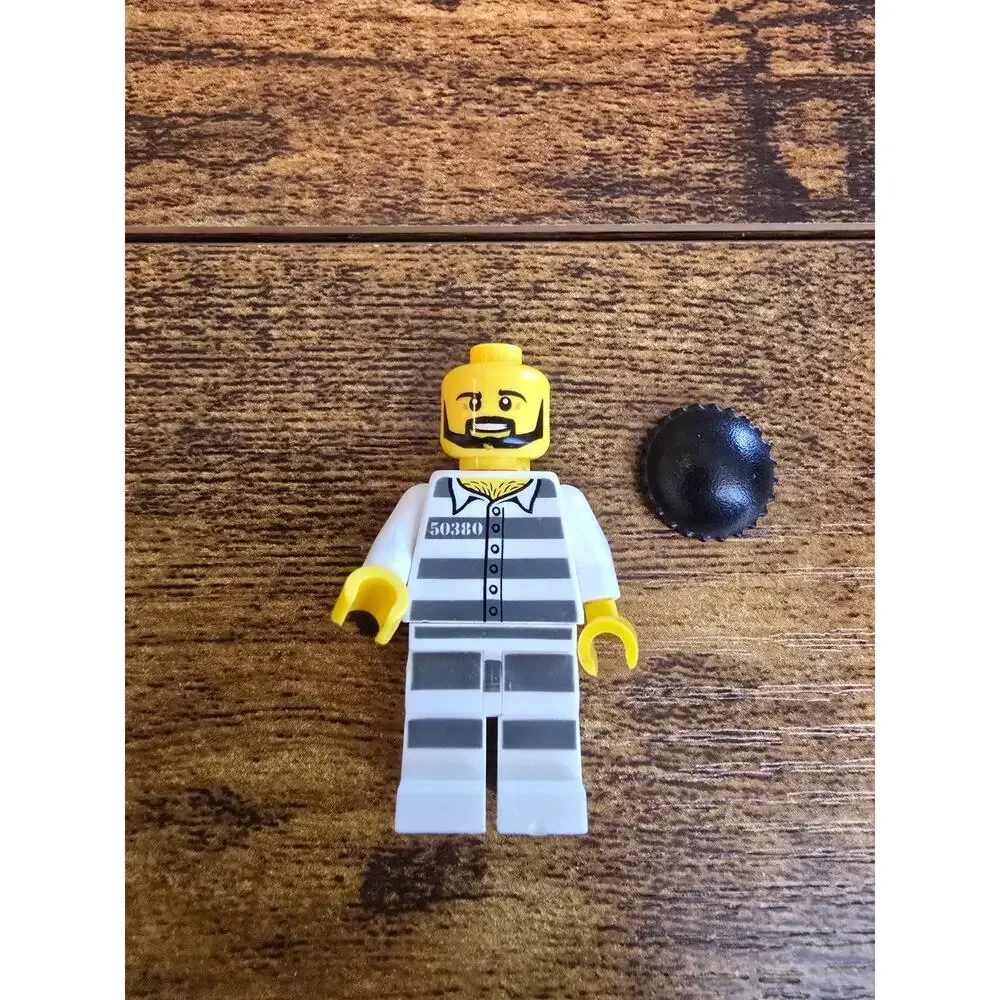 LEGO Police - Jail Prisoner - Prison Stripes, Stubble & Knit Cap - Mini Figure